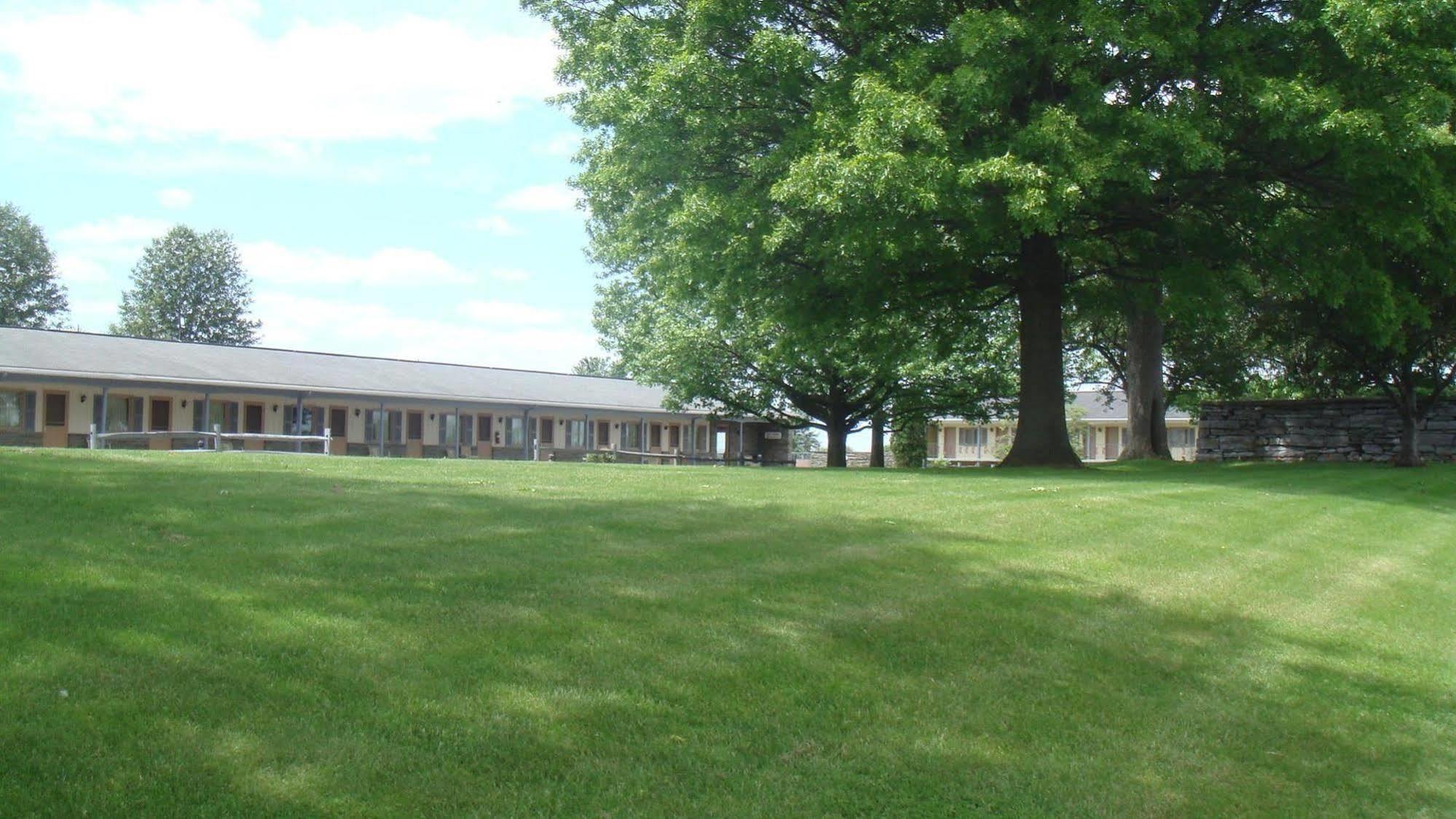 Travelodge By Wyndham Strasburg/Lancaster Amish Country Exterior foto